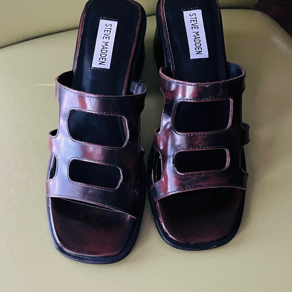 Steve Madden shoe